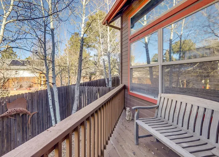 Game + Patios: 2 Mi To Dtwn Holiday home Flagstaff